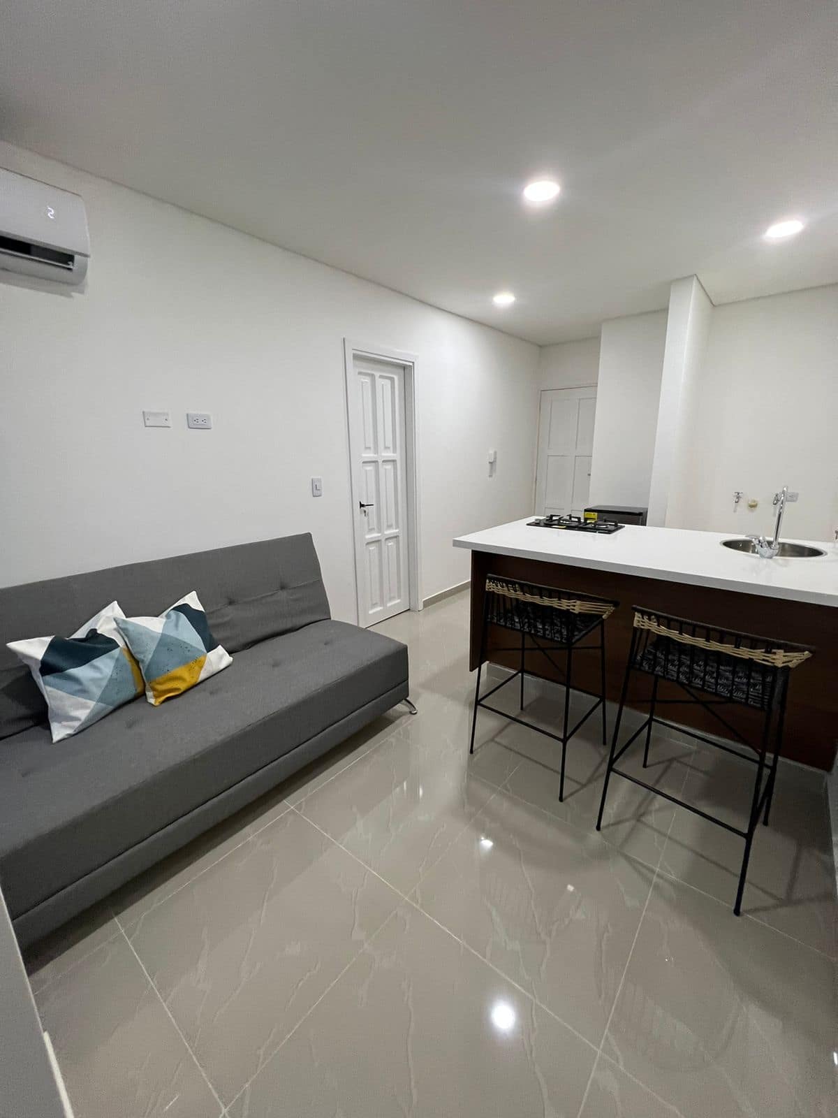 Triple Deluxe — Villa Roca